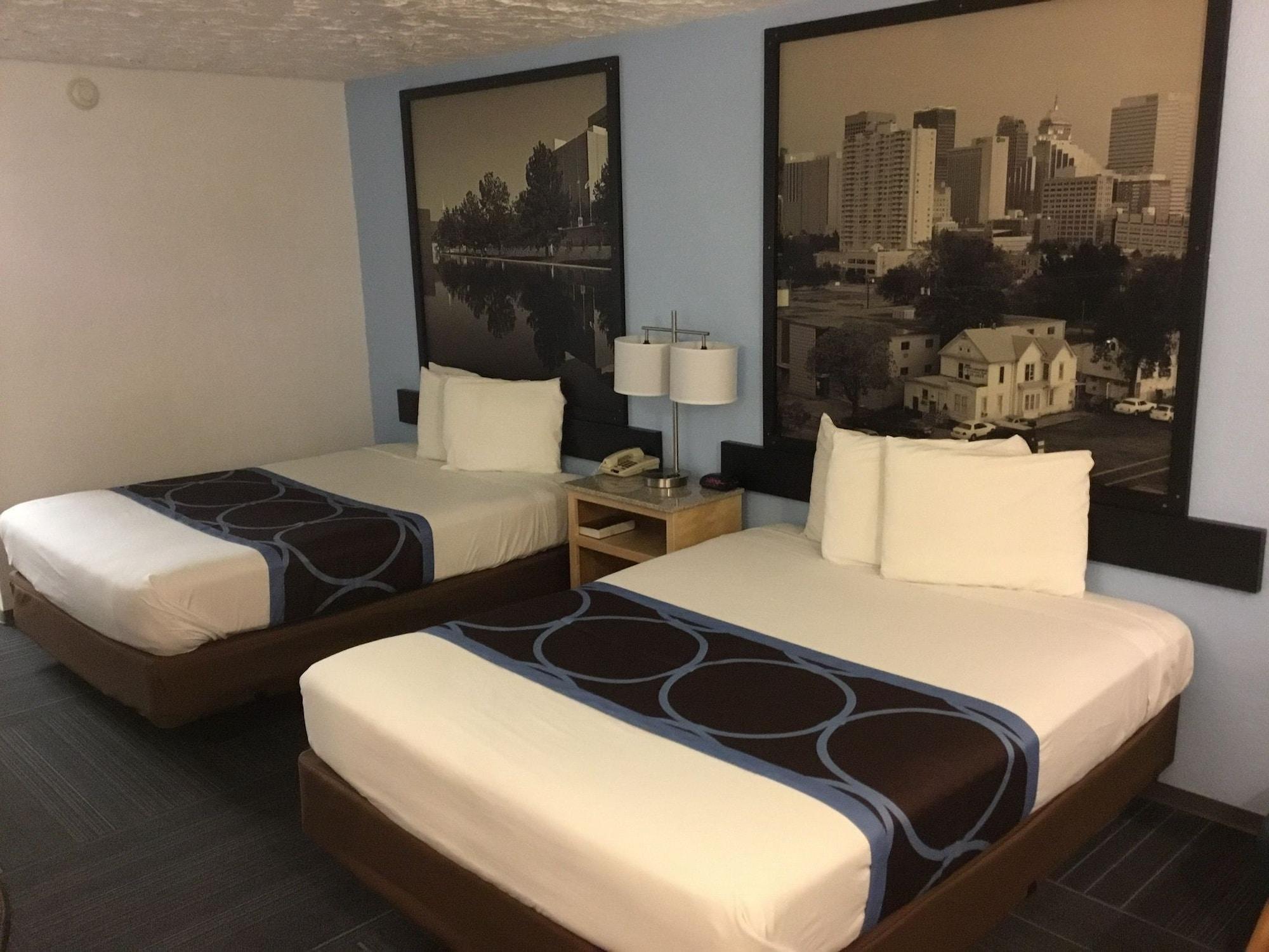 Super 8 By Wyndham City Of Moore Εξωτερικό φωτογραφία
